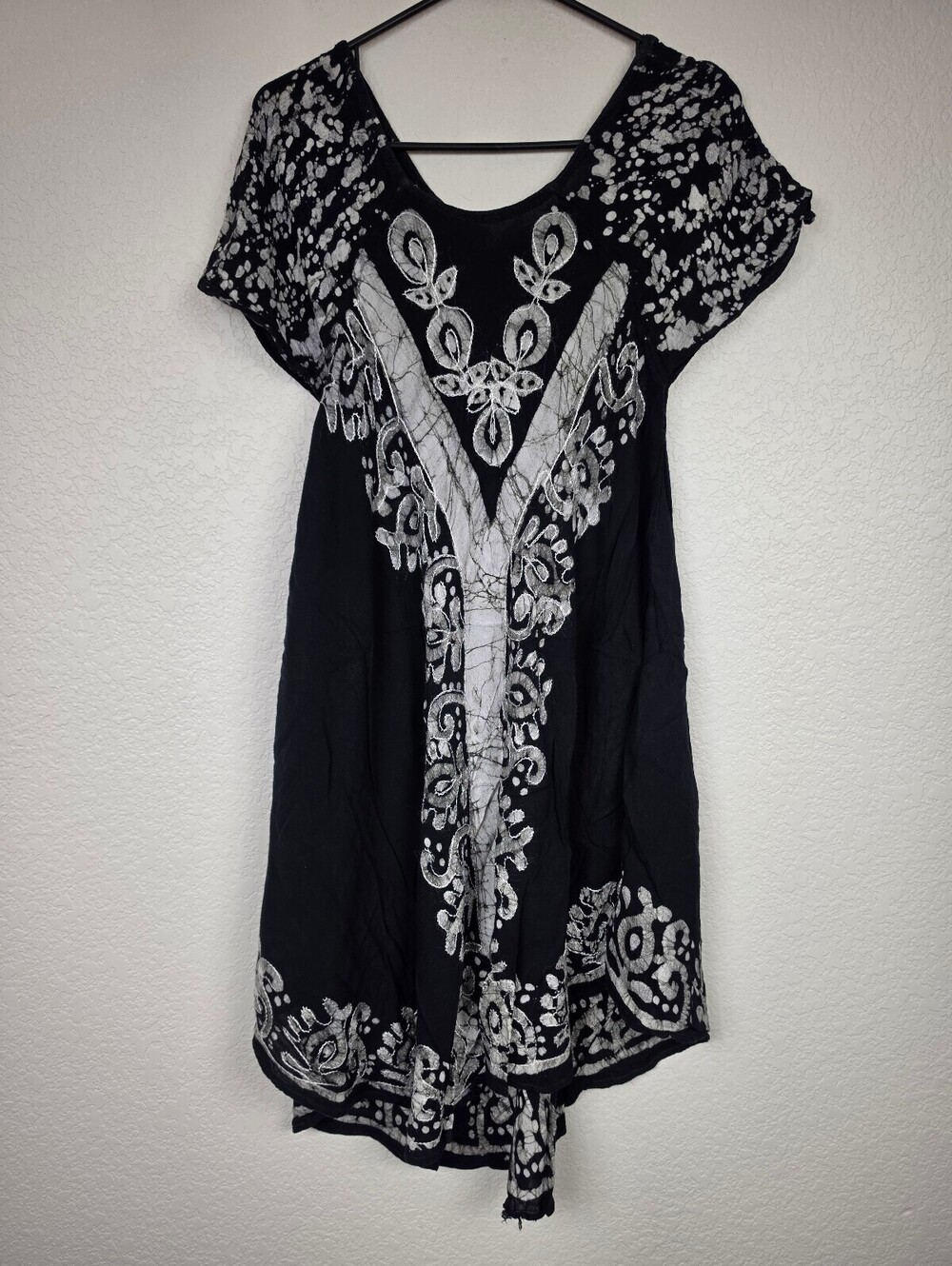 Mytale by Phd Black and White Embroidered Short Sleeve Dress